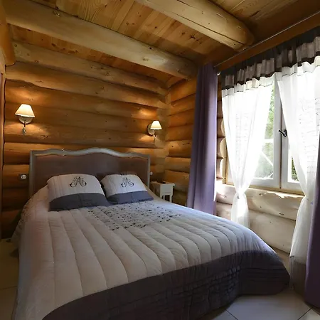De Reve En Rondins Avec Chalet Montmurat